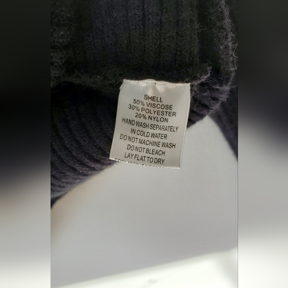 Reversible crop sweater - Picture 5 of 6